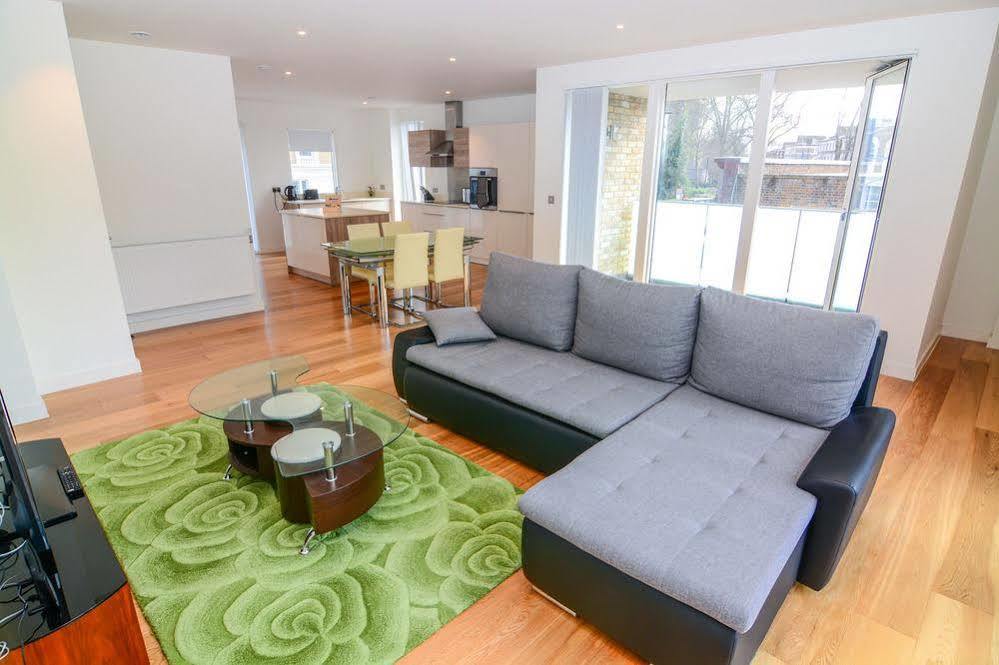 Apartment Wharf - Cambridge Av لندن المظهر الخارجي الصورة