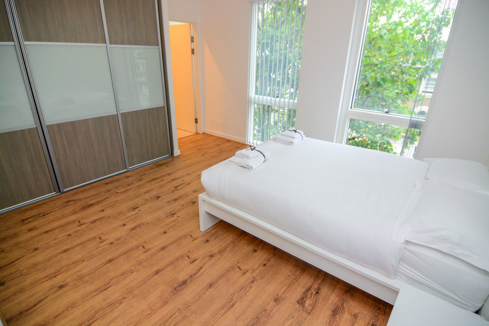 Apartment Wharf - Cambridge Av لندن المظهر الخارجي الصورة