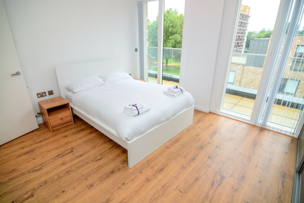 Apartment Wharf - Cambridge Av لندن المظهر الخارجي الصورة