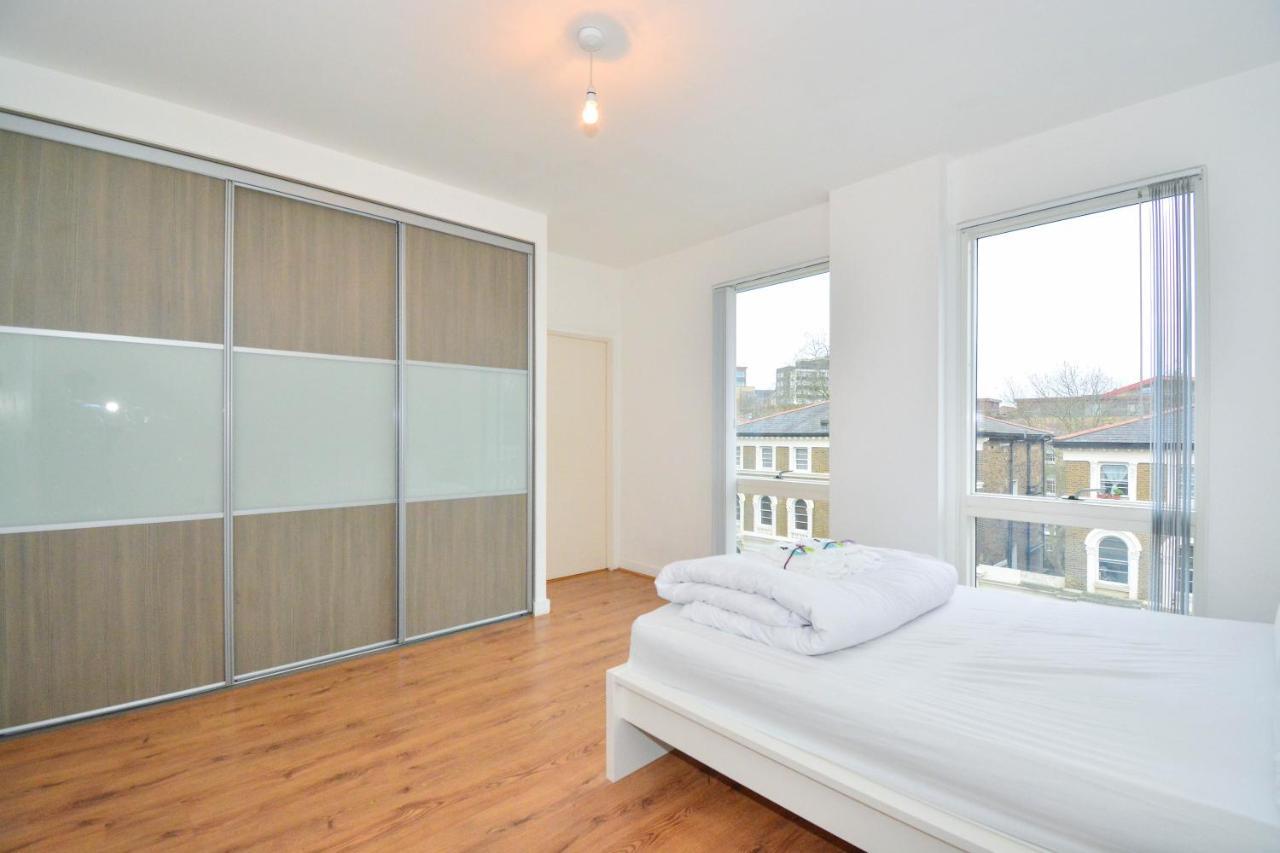 Apartment Wharf - Cambridge Av لندن المظهر الخارجي الصورة