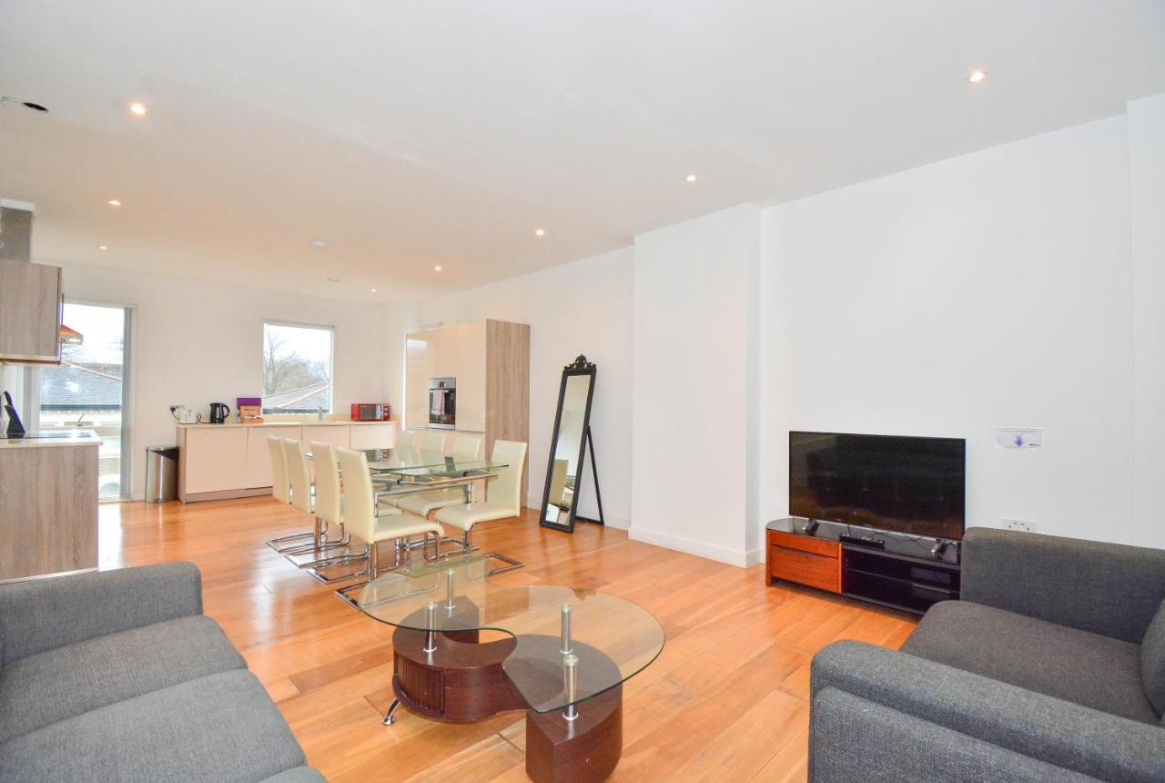 Apartment Wharf - Cambridge Av لندن المظهر الخارجي الصورة