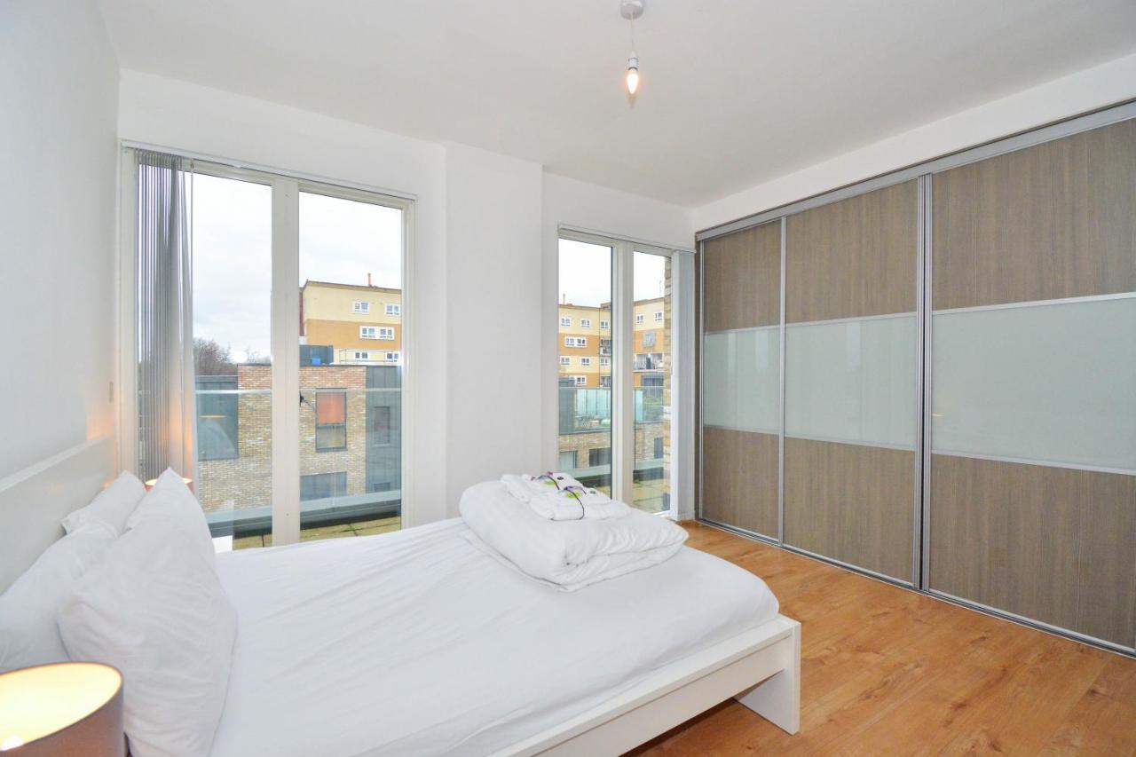 Apartment Wharf - Cambridge Av لندن المظهر الخارجي الصورة